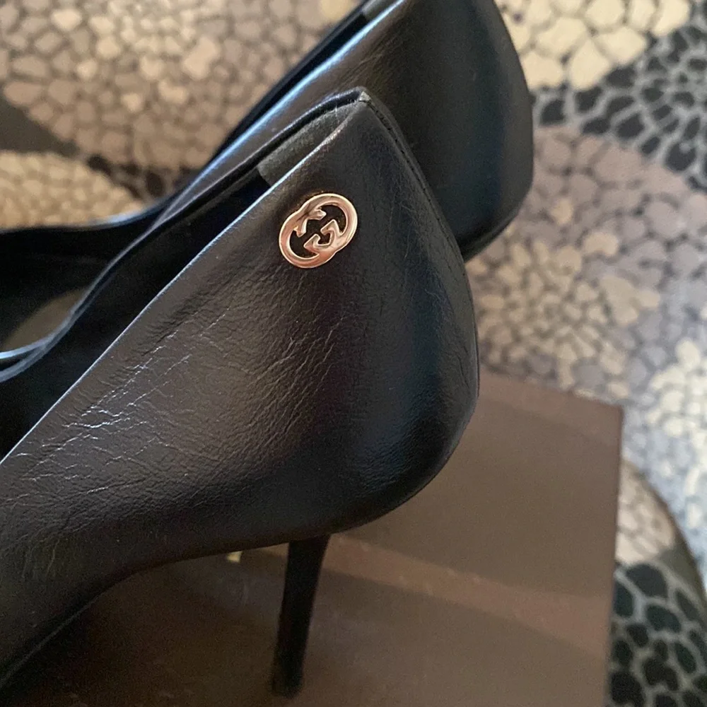 Gucci black leather heels - Picture 3 of 5
